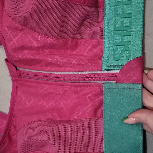 SHEFIT Sports Bra - Picture 10 of 15